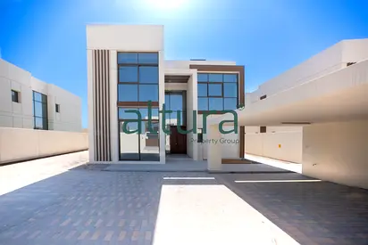 V4 Standalone Villa | Private Pool | Great Value