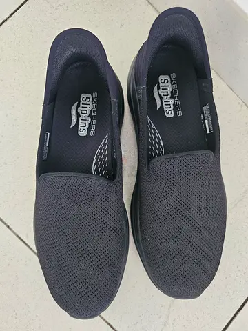 Skechers women's Slip-On Casual Shoes, Size 38, Good Condition