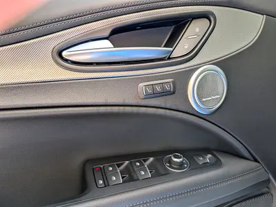 Alfa Romeo Stelvio Veloce, миниатюра 3