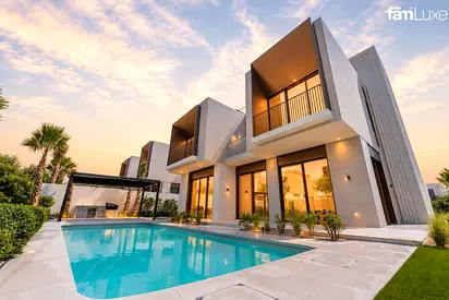 5br | Brand New | Vacant | View Today | Elevator