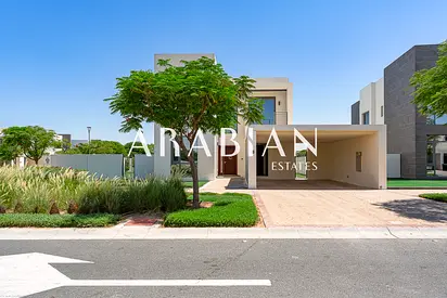 Spacious 4BR Villa | Large Plot | Vacant