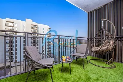 Sunny 1-BR Panoramic Canal View +Balcony