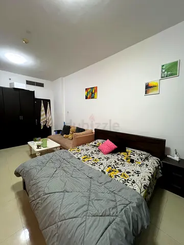 Big room with parking