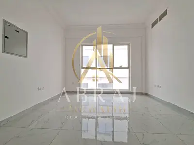 Like brand new building in Al jada out sid 1bhk 2 washroom with master waldrop
