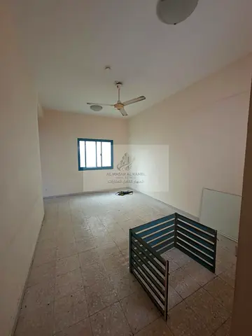 Spacious 1 Bedroom & Hall in Al Yarmook, excellent location close to all services. Comfortable layo