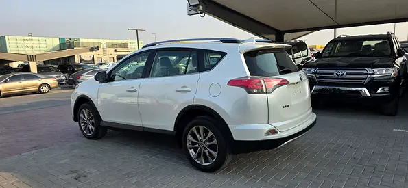 صورة 2 لـ 2017 Toyota RAV 4
