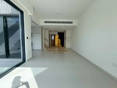 4BR Triplex | Maid's ROOM | Corner Unit | ON PARK