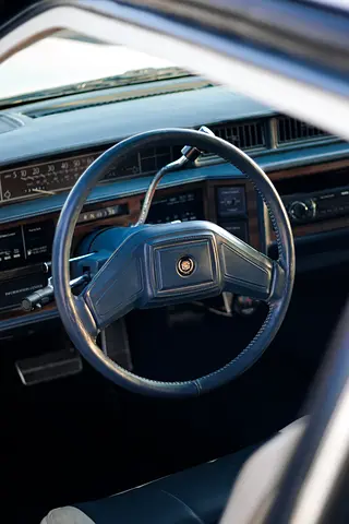 1987 Cadillac DTS/DE VILLE photo 6