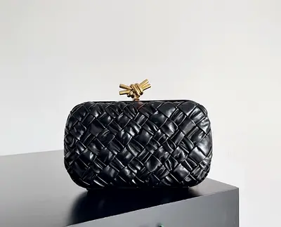 BOTTEGA VENETA Knot Clutch