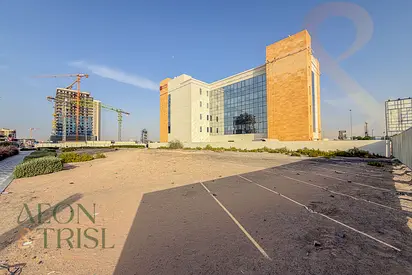 Majan | Commercial Plot | Huge Built-up Area