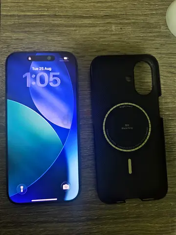 Brand new very less used Iphone 17 256 gb Tdra for sale with Pitaka premium Case and protector