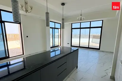 Ready To Move | Single Row | Private Pool