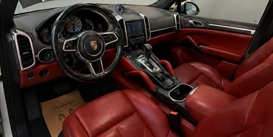 صورة 4 لـ 2016 Porsche CAYENNE