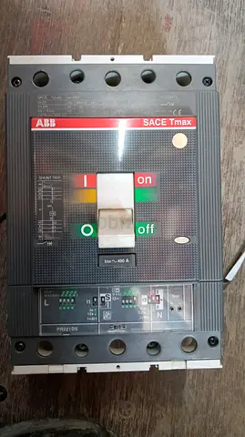 ABB SACE Tmax PR221DS Molded Case Circuit Breaker 400A