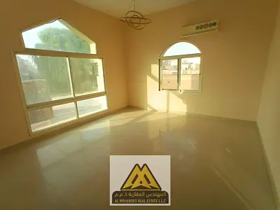 3 bedrooms, living room, 2 bathrooms, large kitchen, storage room, indoor parking, prime location i