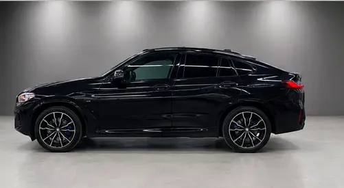 Pristine 2022 BMW X4 xDrive30i - GCC Specs - Low Mileage