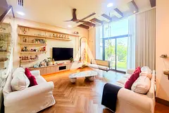 Fully Upgraded 3BR+Maid's |Single Row |Park & Pool