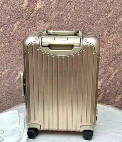 Tatinum luggage