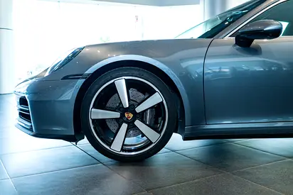 2025 Porsche 911 — миниатюра 20