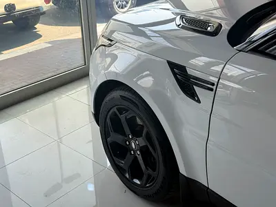 2016 LAND Rover RANGE ROVER SPORT — миниатюра 19