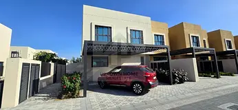 3 bed/ ready to move/new / corner