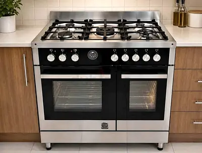 La garmaina dual oven cooking range top gass oven electric cooker new model slightly use