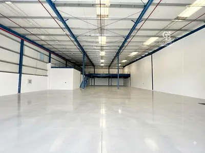 Hot deal | Ideal for storage | Close to highway