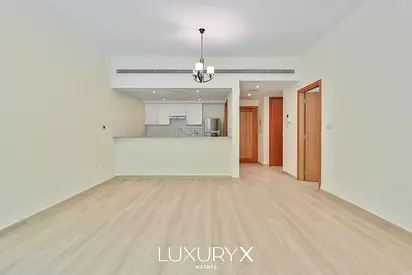 Upgraded | Garden View | Vacant On Transfer