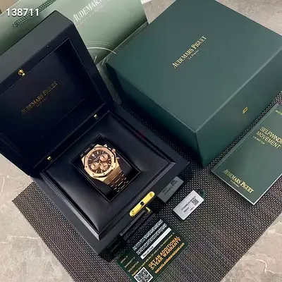 An Audemars Piguet Royal Oak Chronograph in super master quality, Swiss mission super clone, 18-kara