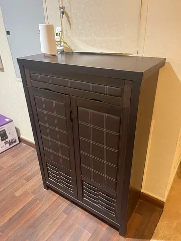 Shoes shelf