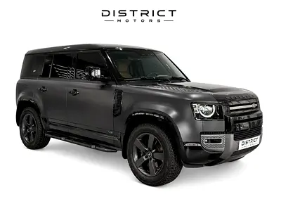Land Rover Defender 2023 - GCC Specs - Under Warranty & Service