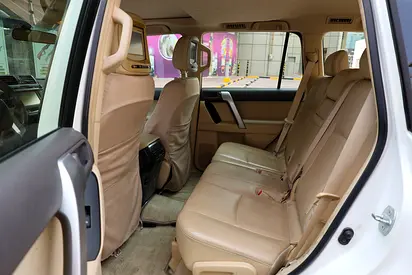 صورة 8 لـ 2015 Toyota PRADO