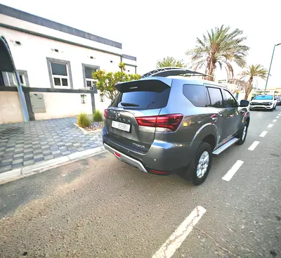 Nissan Xterra Titanium, миниатюра 3