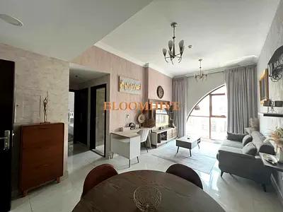 Up Graded Modern Fully Furnished Closed Kitchen Near Circle Mall