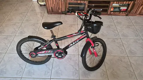 Kids Axis BMX-style Bicycle with Basket - Good Condition