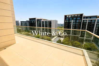 Close To Park | Kitchen Appliances | Ready