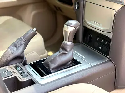 2023 Toyota PRADO — фото 17
