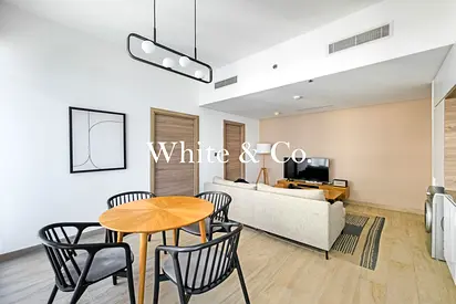 MODERN HOME | GREAT VALUE | MARINA VIEWS