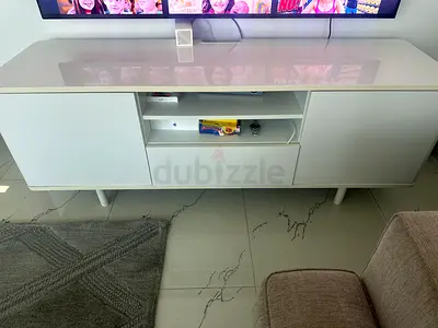 tv table