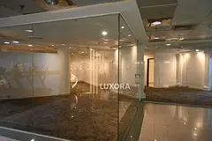 SPACIOUS RETAIL SHOP | UPGRADED | FITTED | OUD METHA