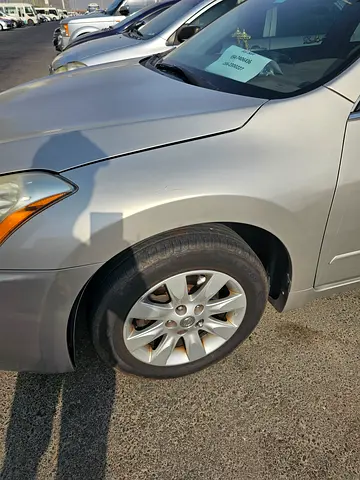 Nissan altima 2010