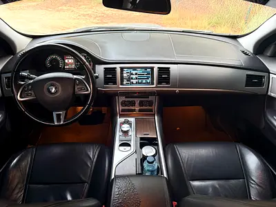 2014 Jaguar XF 照片 14