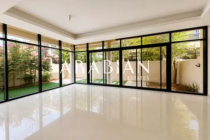 Exclusive THM | Kitchen appliances | Vacant