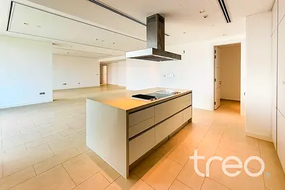 Luxury 2 Bedroom | Huge Open Plan Living