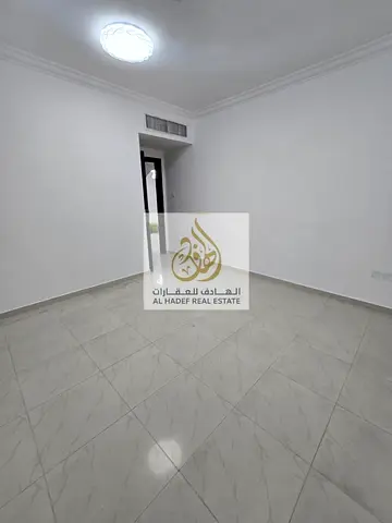 للايجار السنوي بالشارقة 3 غرف وصالة سنوي بمنطقة القصباء مساحات ولا أروع 2 بلكونه استور الدفعات 4 او 6 دفعات التامين كاش باركنج مجاني
