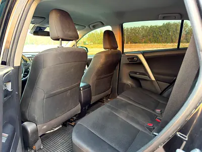 صورة 8 لـ 2018 Toyota RAV 4