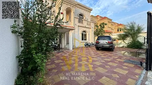 فرصة سكنية واستثمارية استثنائية | فيلا للبيع في المويهات 1 – عجمان** فرصة مميزة تجمع بين السكن الراقي والاستثمار الناجح في عقار بمساحة أرض كبي ** فرص