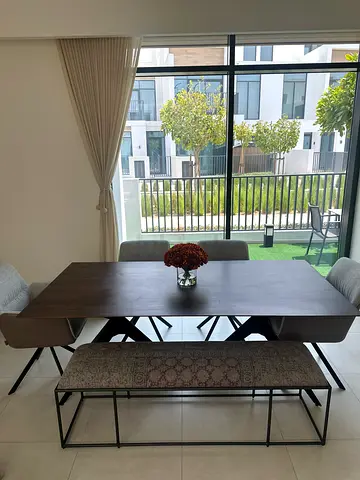 Neo Dining Table, made of acacia wood, 200 × 100 × 77 cm, from Marina Home. Very good condition.