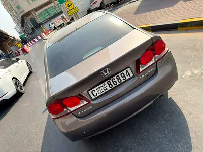 2011 Honda CIVIC — фото 4