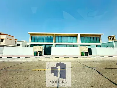 Luxury 4-Bedroom Villa for Rent in Jumeirah 1 | Private Pool & Spacious Layout